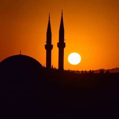 نفس المدينة على ضوء الغروب