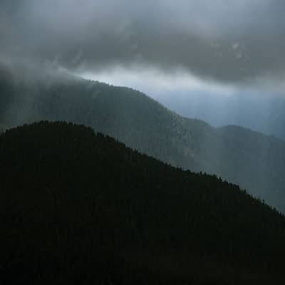 Lluvia sobre los Andes en Paz