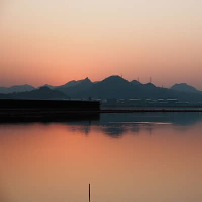 冬の夜、静寂の黄金時刻